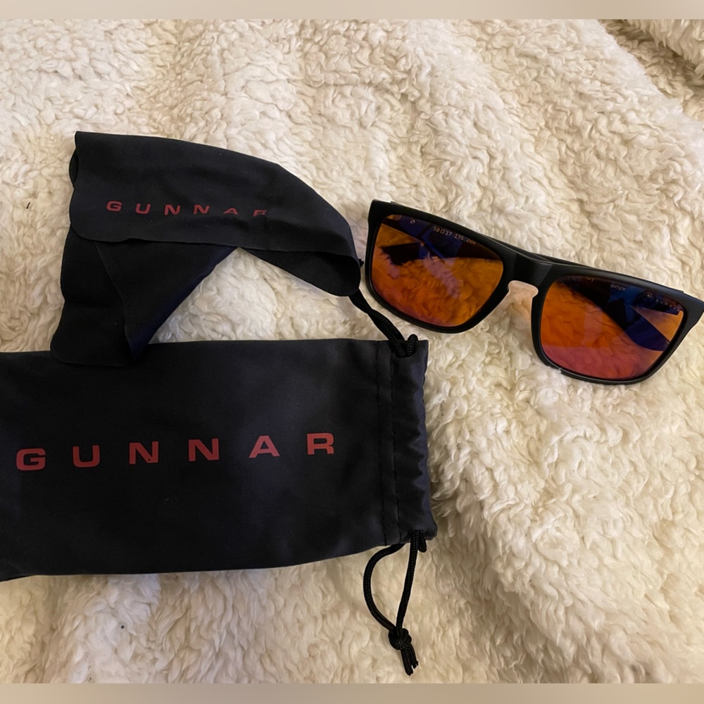 GUNNAR blue light blocking glasses frame:onyx tint: Amber max